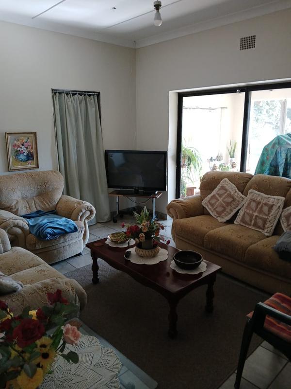 To Let 2 Bedroom Property for Rent in Oudedorp North West